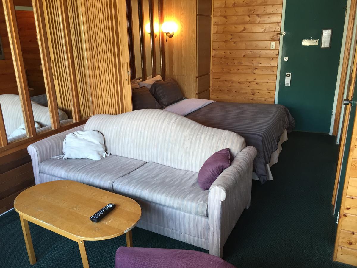 Falcon Lake Hotel Dış mekan fotoğraf