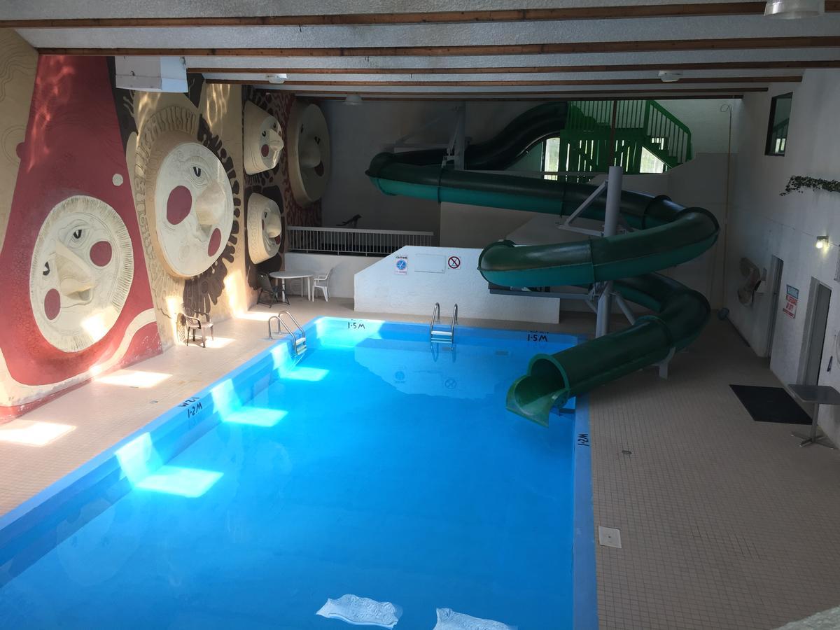 Falcon Lake Hotel Dış mekan fotoğraf